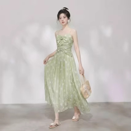 2026法式抹胸连衣裙吊带立体花朵褶皱印花吊带连衣长裙