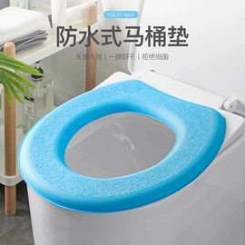 衣架;化妆镜;垃圾袋