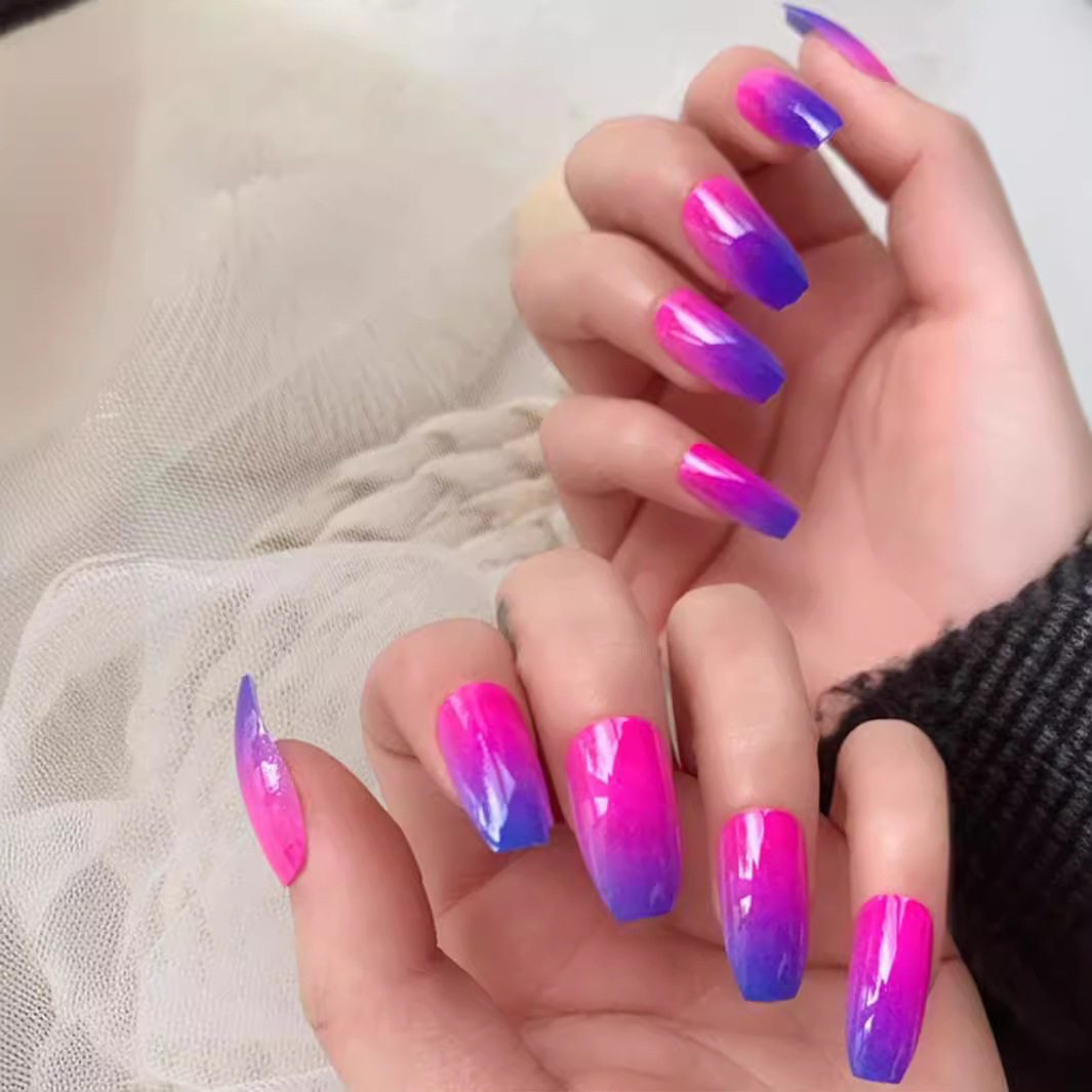 Millones de manchas uñas postizas Uñas postizas Uñas postizas Uñas de uñas portátiles Parche de uñas 24 piezas Suministro del fabricante