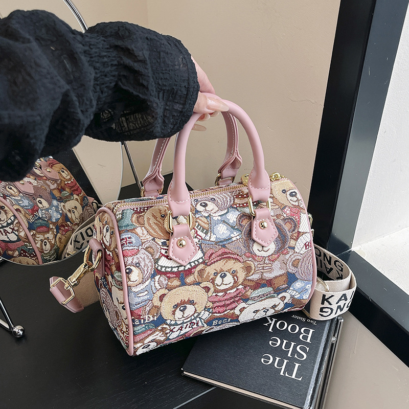 Katie Bear Women's Bag 2025 New Pillow Bag Fashionable Street Style Single Shoulder Crossbody Bag Boston Handbag for Women