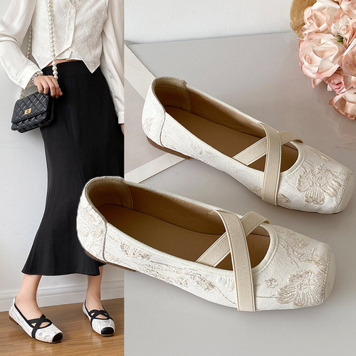 Soft-soled embroidered ballet shoes for women 2024 new retro shallow mouth cross-strap flat-soled Mary Jane shoes for women