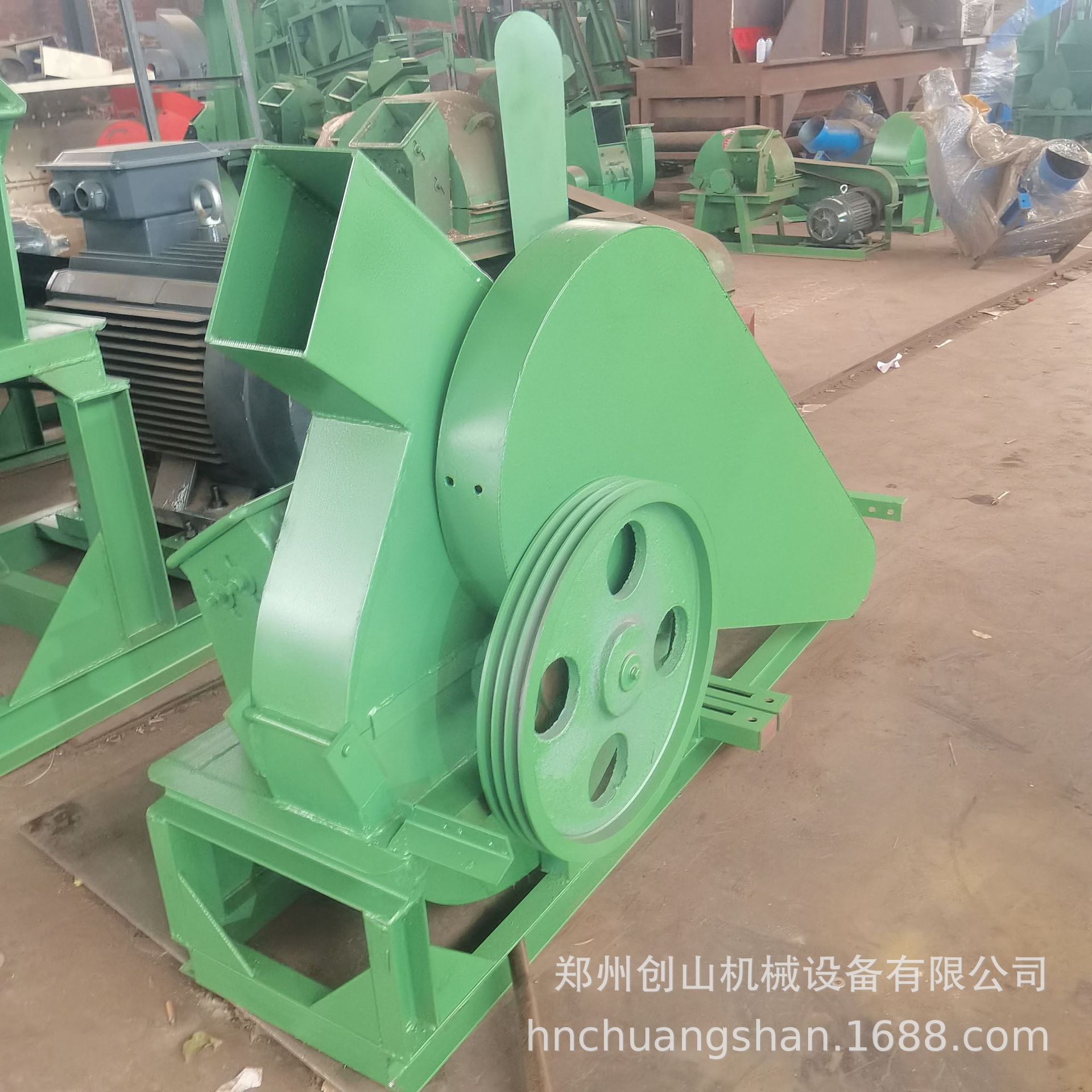 供应圆木切片机  肖片机设备 小型木屑机 木材破碎机  木柴肖片机