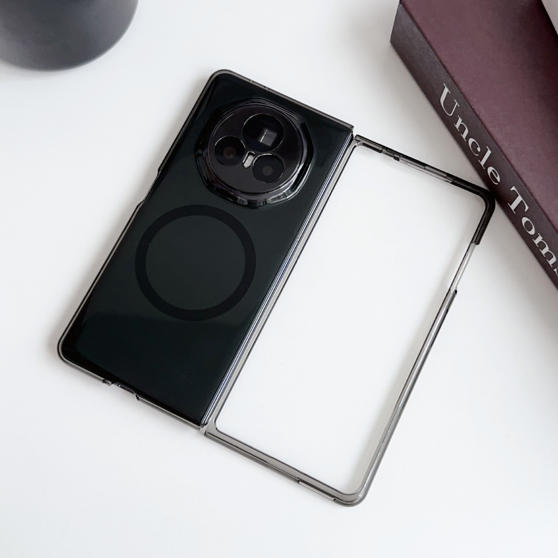 Funda magnética para teléfono plegable Honor Magic V5, con tacto de piel, carga inalámbrica, cobertura total y protección anticaídas. image 4