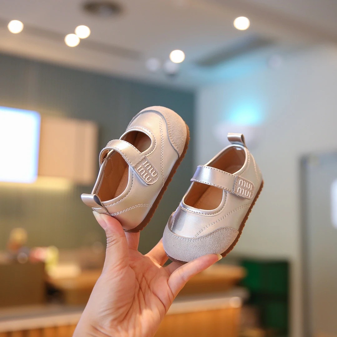 Fashionable Children's Shoes, Baby Soft-Soled Toddler Shoes, One-Year-Old Girls' Small Leather Shoes, Breathable Autum New Style