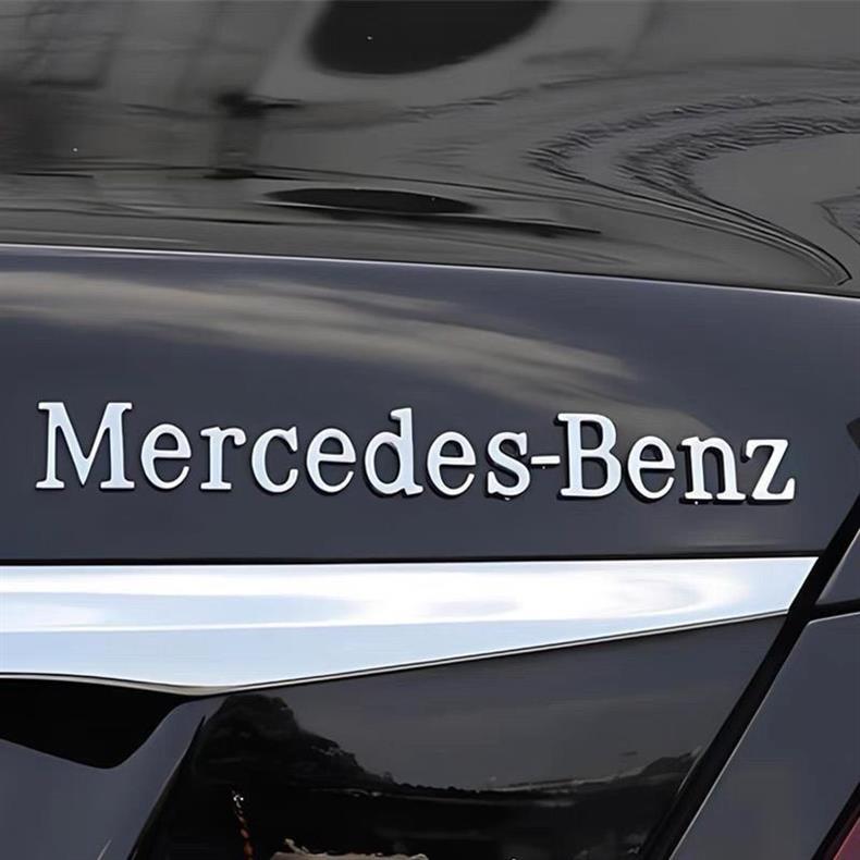 Beijing Mercedes-Benz modification: English Mercedes-Benz emblem, rear car emblem, Mercedes-Benz lettering sticker