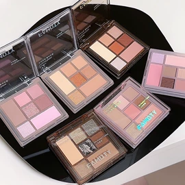 眼影;唇釉;眉笔/眉粉