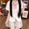 White cloth, shirt