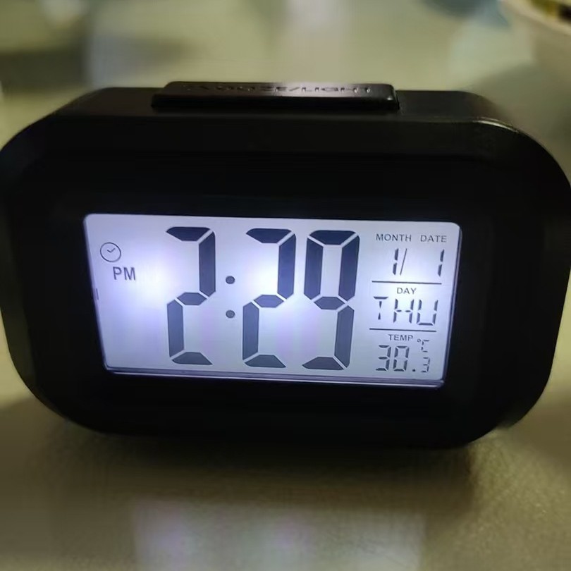 Black alarm clock / Add to favorites for priority shipping