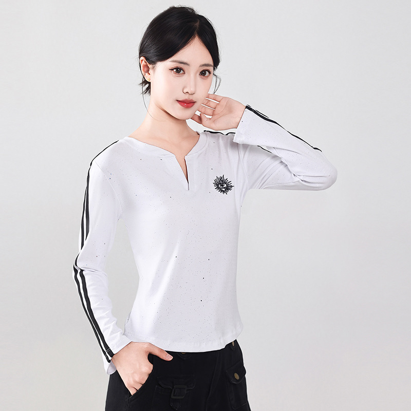 简约T恤女V领显瘦上衣女气质网红打底衫8079太阳花亮片双杠长袖|undefined