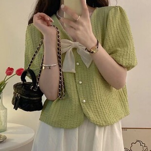 French 2024 New Spring and Summer Retro Age-reducing Solid Color Censored Machine Slim-fit Slimming Thin Short-sleeved Sweater for Women