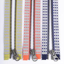 5号树脂拉链防水彩色圆孔反光膜开尾拉锁箱包服装冲锋衣拉链条