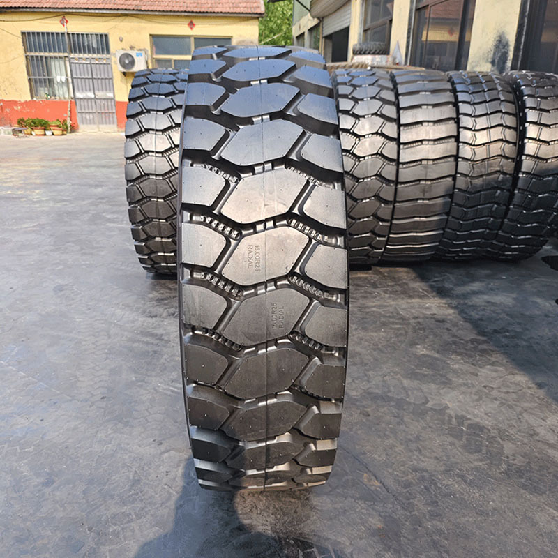 1600R25 轮胎 全新1400R25宽体自卸车矿山全钢丝工程机械轮胎