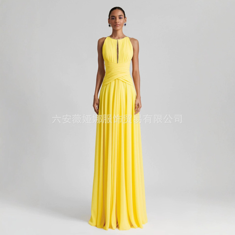 European and American style halter neck yellow evening dress 2026 new model, waist-cinching long dress for banquets, dances, and parties European and American style halter neck yellow evening dress 2026 new model, waist-cinching long dress for banquets, dances, and parties