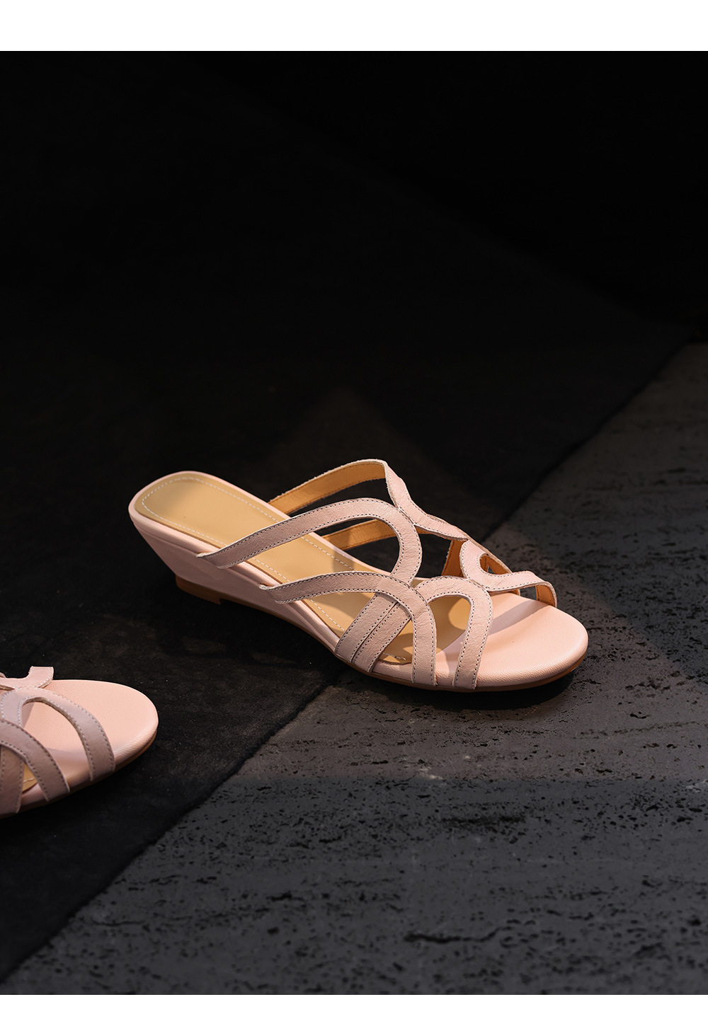 Dép sandal nữ quai chữ V da bò thật, gót thấp 4 cm, hở ngón, phong cách thời trang dạo phố — Hồng nhạt chi tiết 22