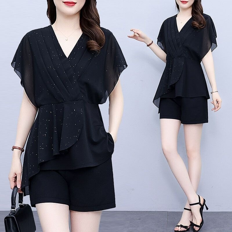 Plus-Size Stylish Summer Maternity Outfit Set for Women, Slim-Fit Chiffon Top and Shorts, Two-Piece Set for Women
