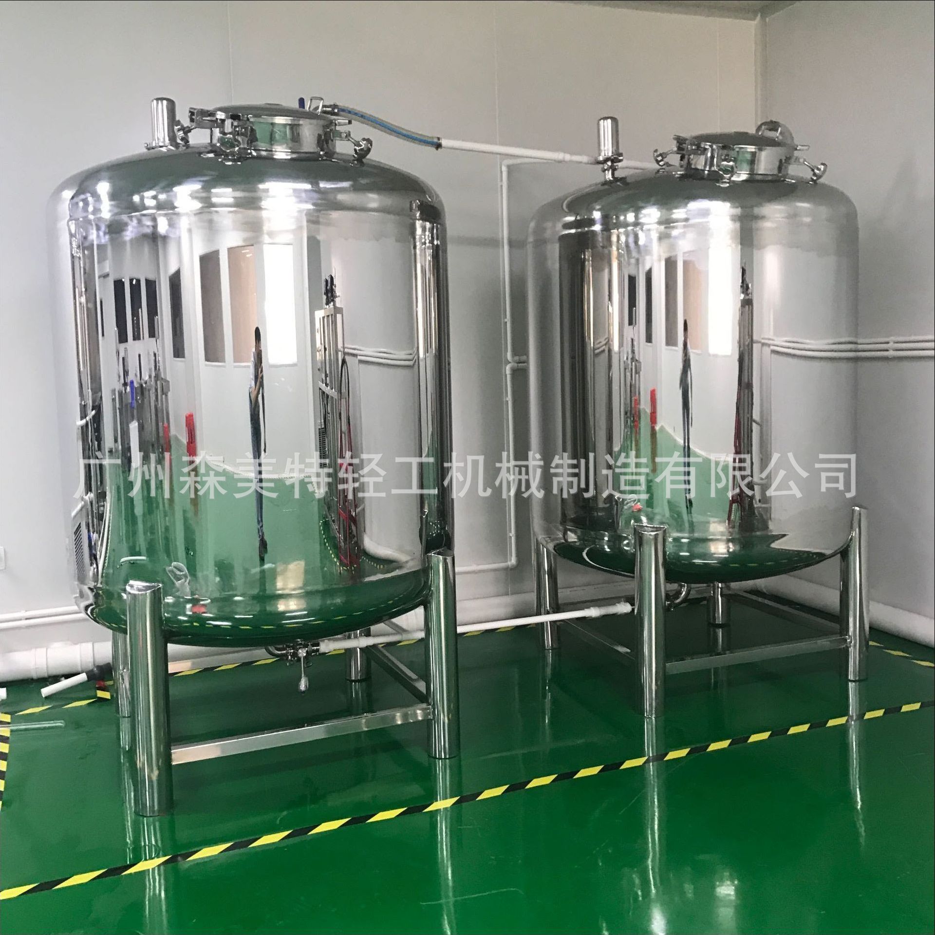 SUS304不锈钢多介质过滤器 水过滤器 不锈钢储水箱