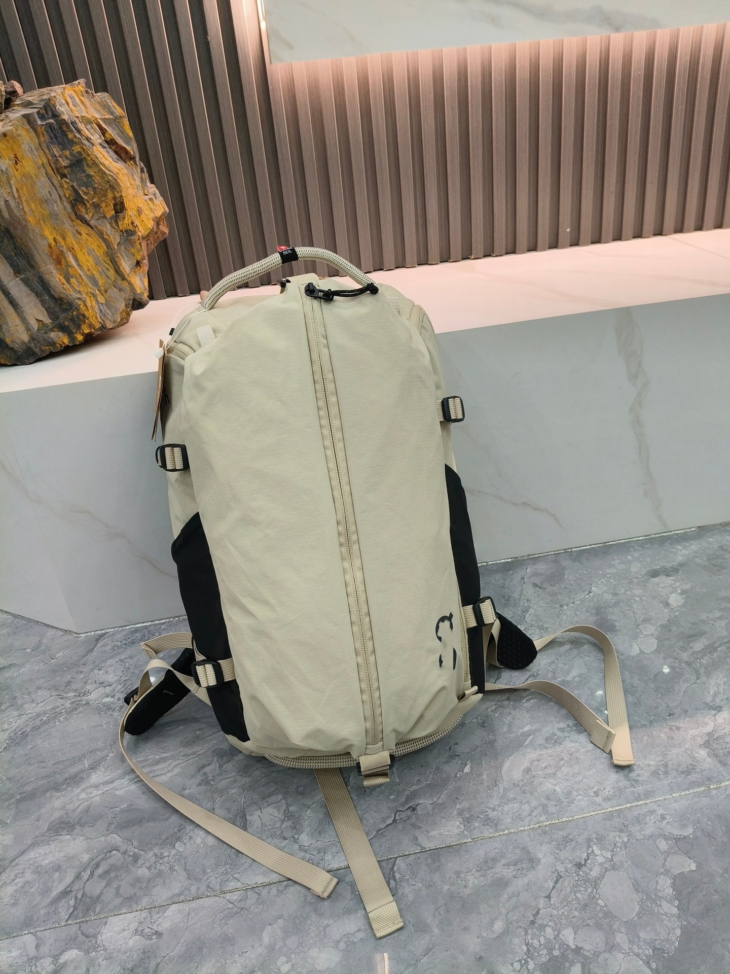 climbing capacious backpack for men and women