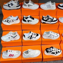 温州鞋子女库存工厂地摊货源跑量批发女运动鞋混批老爹鞋直播清仓