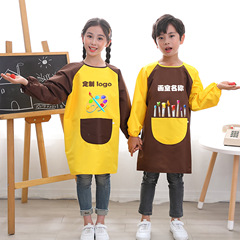 子供の防水汚れ防止赤ちゃんの食事をします。