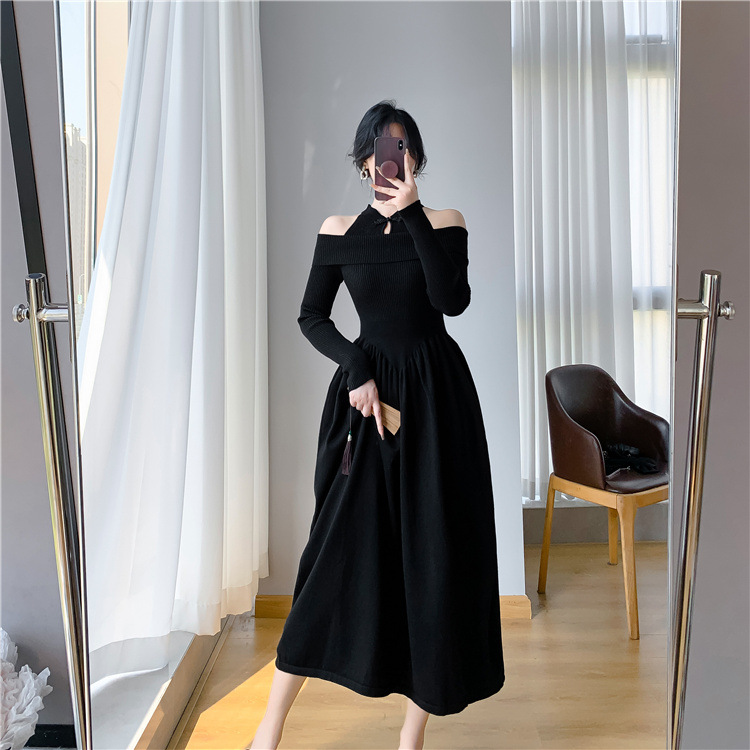 Collection automne/hiver 2024 : Cheongsam deux pièces de style chinois revisité, à porter avec un manteau et une robe en maille._voghion.com