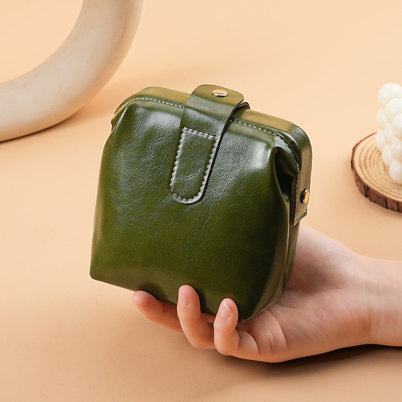 Original Handmade Cosmetic Bag, Real Soft Leather, Niche High-End Clutch Bag, Retro Storage Bag, Travel Bag for Women Original Handmade Cosmetic Bag, Real Soft Leather, Niche High-End Clutch Bag, Retro Storage Bag, Travel Bag for Women