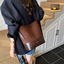 复古大容量腋下包包女秋冬2025新款潮时尚麂皮绒水桶包单肩托特包
