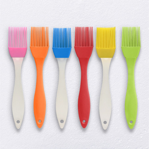 Zibo silicone oil brush food grade silicone barbecue plastic handle household oil brush high temperature resistant barbecue brush wholesale
