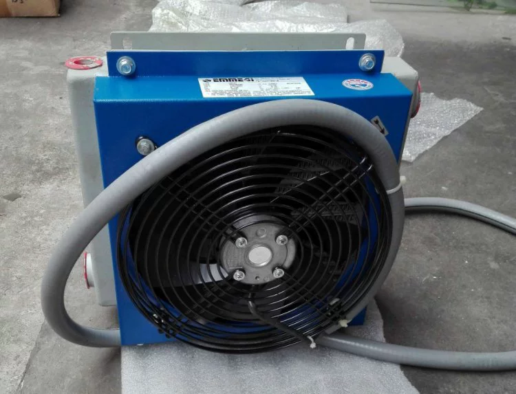 Итальянский оригинальный импортный масляный теплообменник EMMEGI с воздушным охлаждением HPA12COMPACT