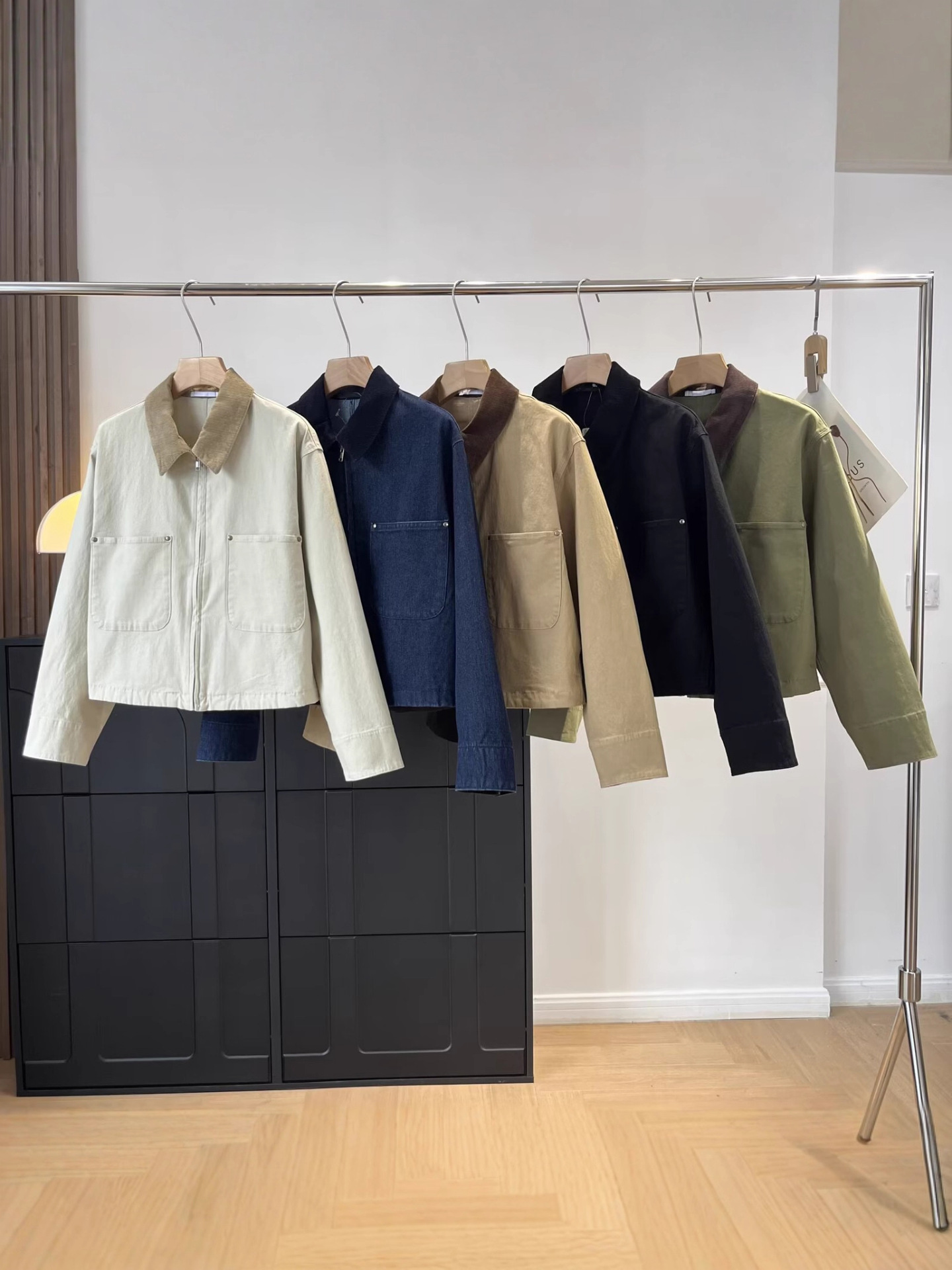 Qadın qısa zip jaket, yaxalı, payız-qış üçün