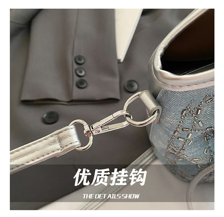 A niche design, fashionable and versatile single-shoulder hand-carry commuter bag for women, a new summer 2025 simple crossbody bucket bag undefined