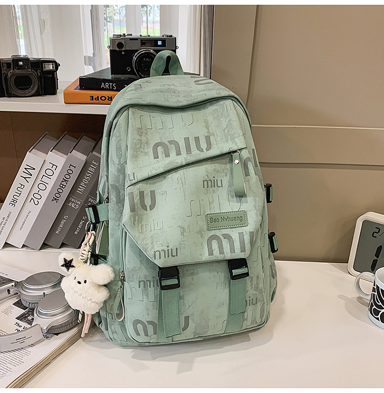 Lightweight Fashionable New Model Backpack 2026 Large Capacity Graffiti Student Backpack Casual Trendy Daily Commute School Bag