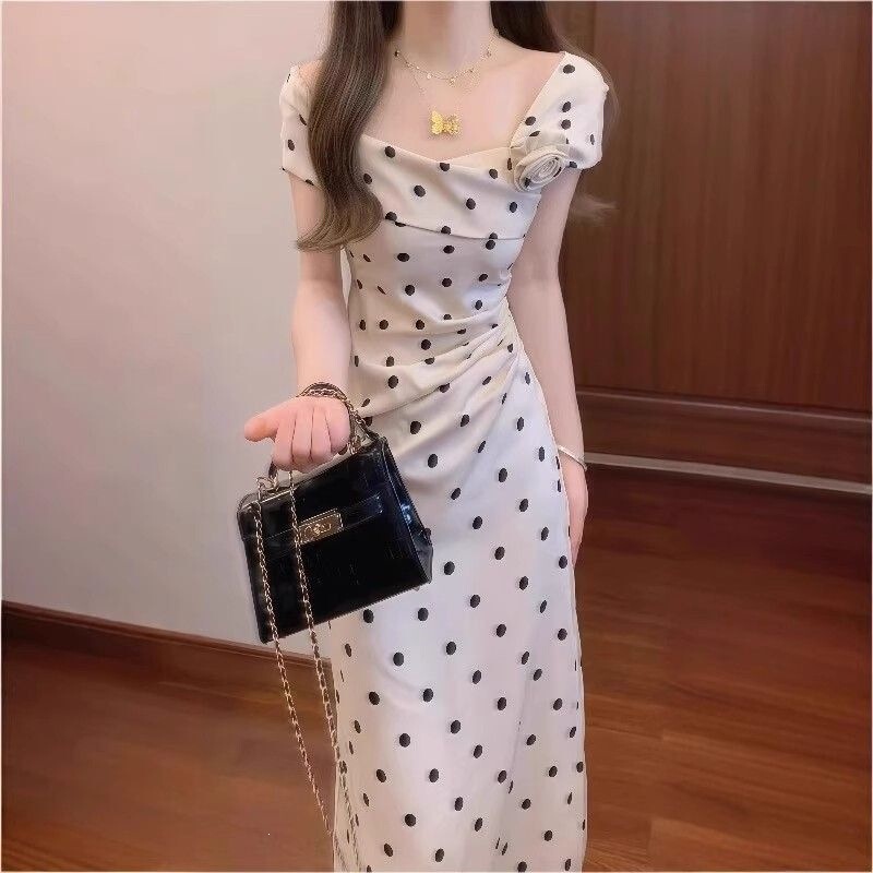 French-Style Sweet and Elegant Three-Dimensional Floral Polka Dot Dress for Women, New Summer Design with Waist-Cinching A-Line Mid-Length Skirt