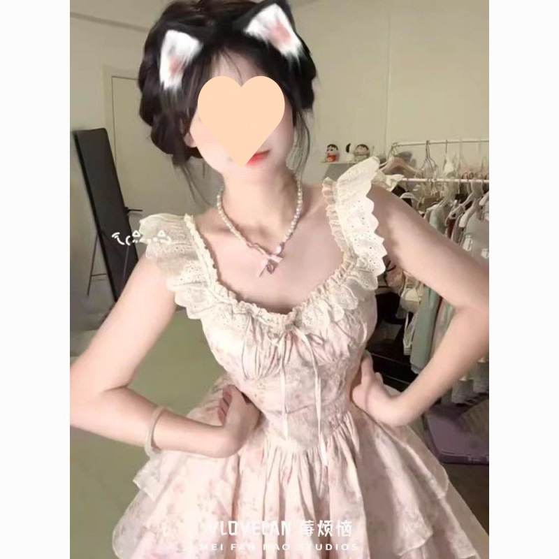 Summer new princess sweet little flutter sleeve floral dress, gentle waist-cinching, slimming French sweet girl puffy short dress Summer new princess sweet little flutter sleeve floral dress, gentle waist-cinching, slimming French sweet girl puffy short dress