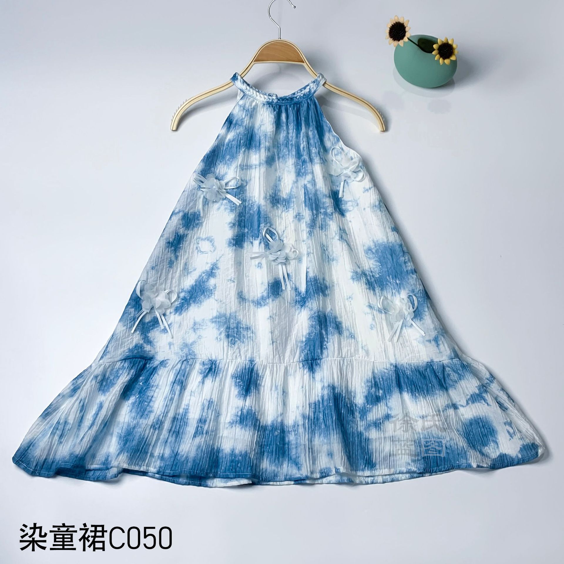 大理手工扎染民族风女童连衣裙贴花宽松童裙蓝染儿童夏装挂脖裙