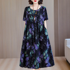 中高年の大きいサイズの花の綿のワンピースの女性2025夏服の新型の50代の中年のお母さんの気質のスカート