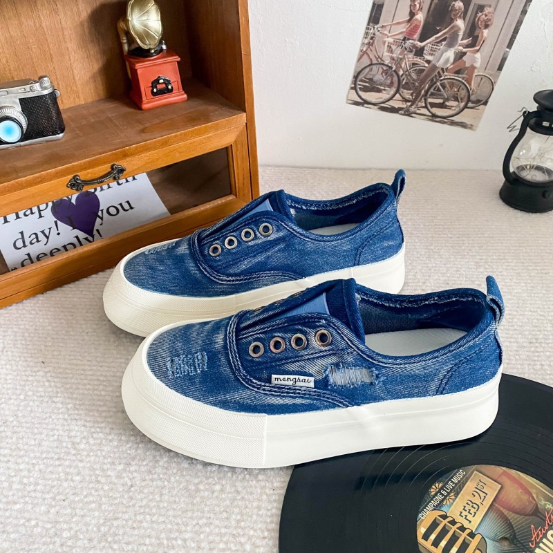 Scarpe da ginnastica alla moda in denim spesso per le donne nell'estate 2024, scarpe pigre sottili, traspiranti, con suola morbida, antiscivolo e_voghion.com
