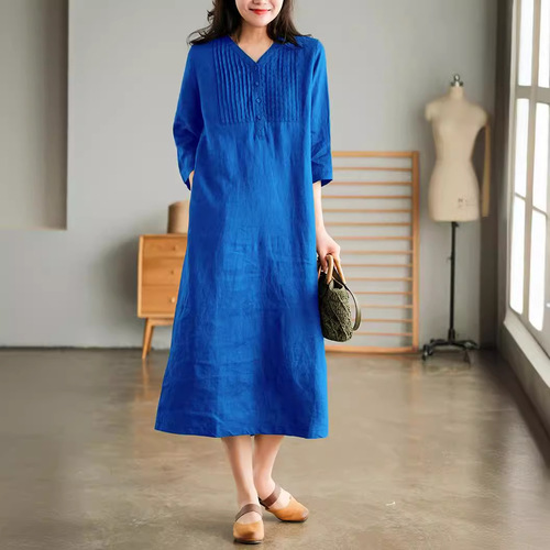 2024 spring and summer new style artistic linen five-quarter-sleeve fashionable age-reducing fashionable V-neck thin over-the-knee long dress