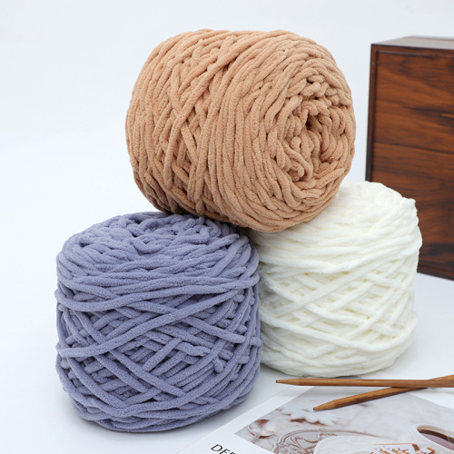 3.8 two thin ice stick line single ice stick thick yarn hook shoe 3.8 large quantity handmade woven cushion toy