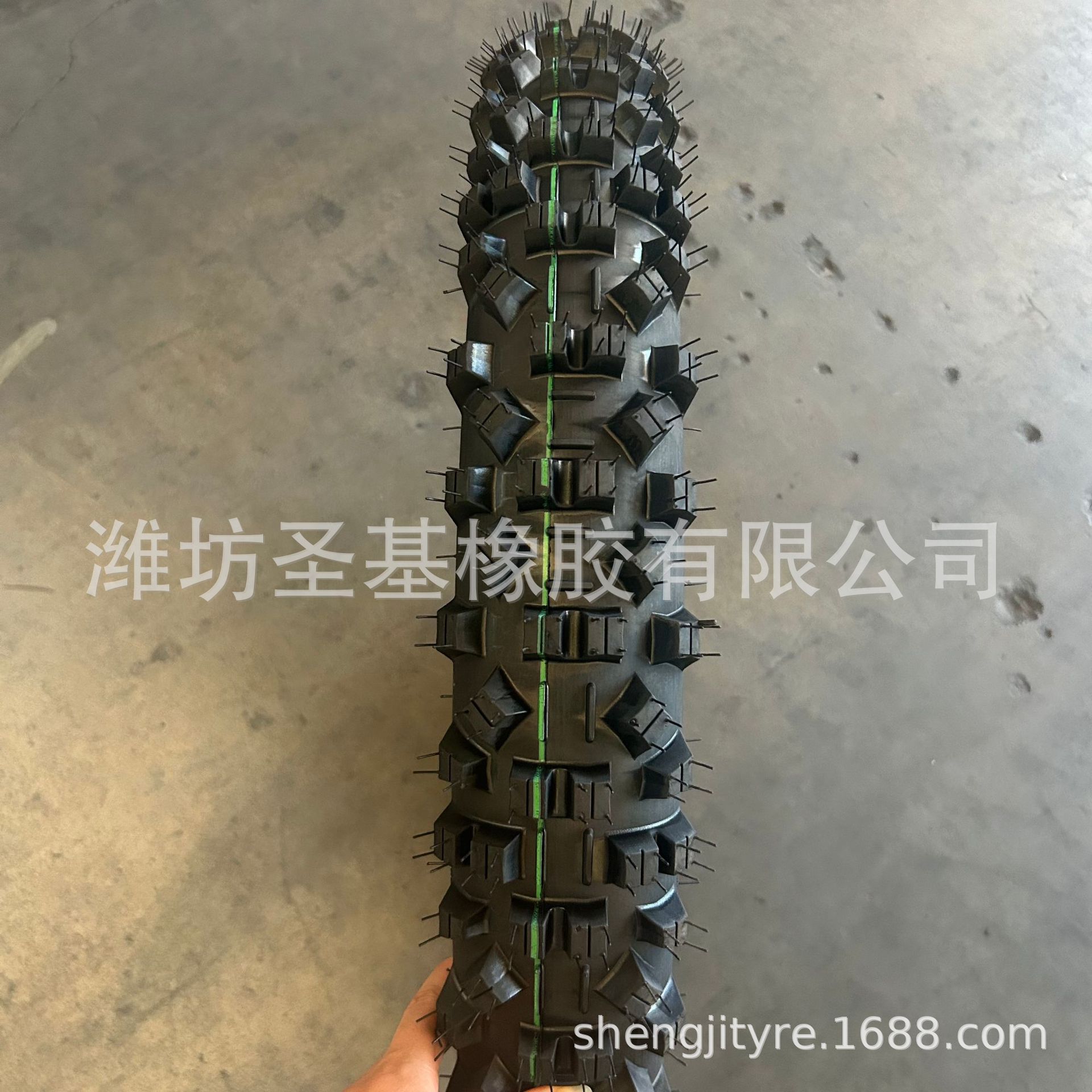 工厂销售 摩托车胎外胎防滑耐磨软胎80/100-21