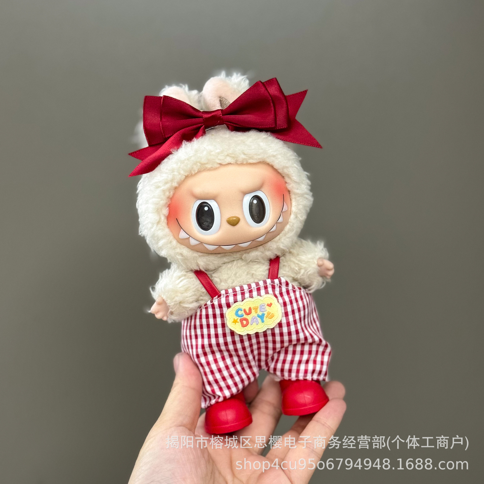 Solo la ropa es adecuada para la ropa de bebé Rabubu de 123 generaciones Labubu ropa colgante de 17cm muñeca traje de felpa falda