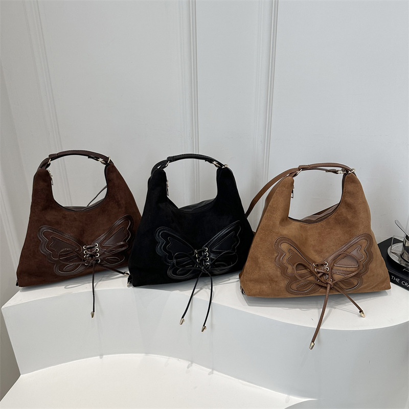 Bolsa de gran capacidad para mujeres 2024 invierno nueva moda de viaje de hombro mochila multiuso de un solo hombro cubo bolsa de mano