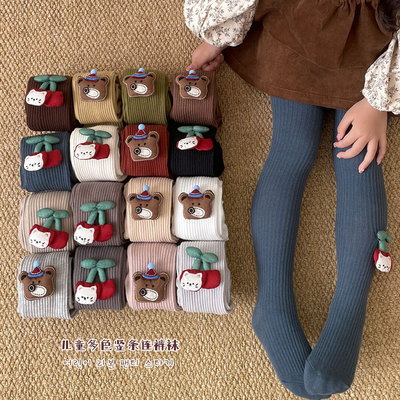 Otoño nuevo oso de cereza de dibujos animados calcetines para niños vestidos con calcetines para niños pequeños y medios