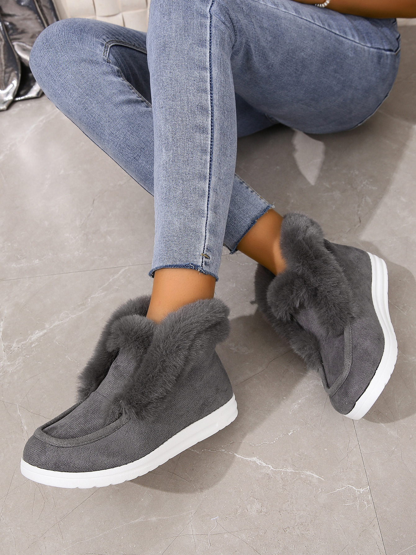 Plus-size color thick soles with fleece and thick fur suede snow boots for women to keep warm_voghion.com