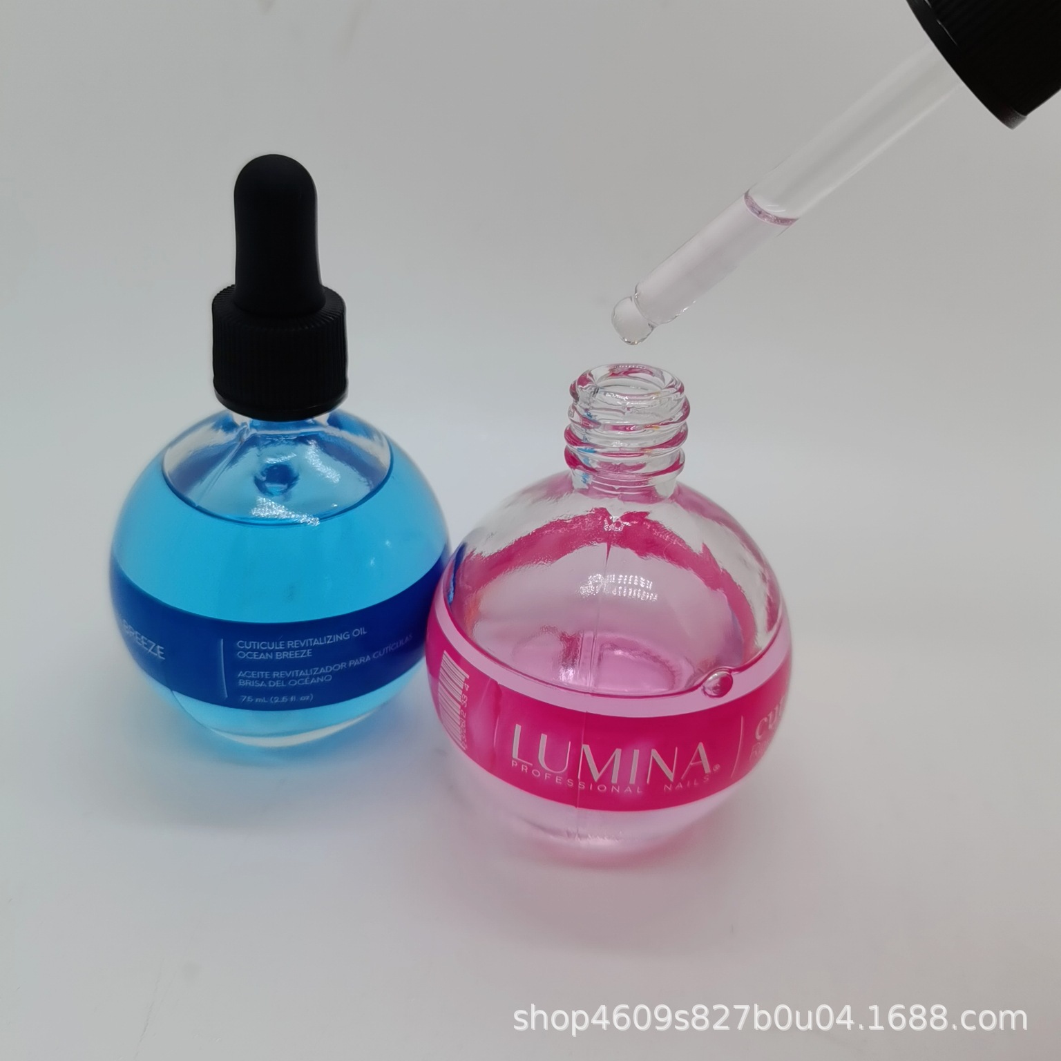 En stock 75ml botella de vidrio esencia bombilla botella bola Linda botella cuentagotas material de embalaje cosmético sub-botella