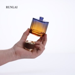 工場直販 30ml 高級レトロ四角ボトル 香水ボトル ヌードボトル 高価値カラー香水ボトル