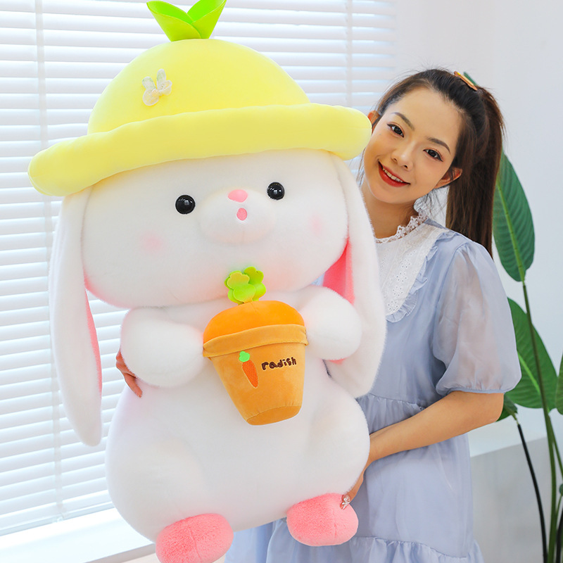 Пасторальный кролик-морковь