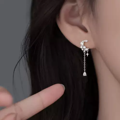 月亮耳钉新款2024爆款耳环日韩轻奢小众高级感女夏季上新批发耳坠