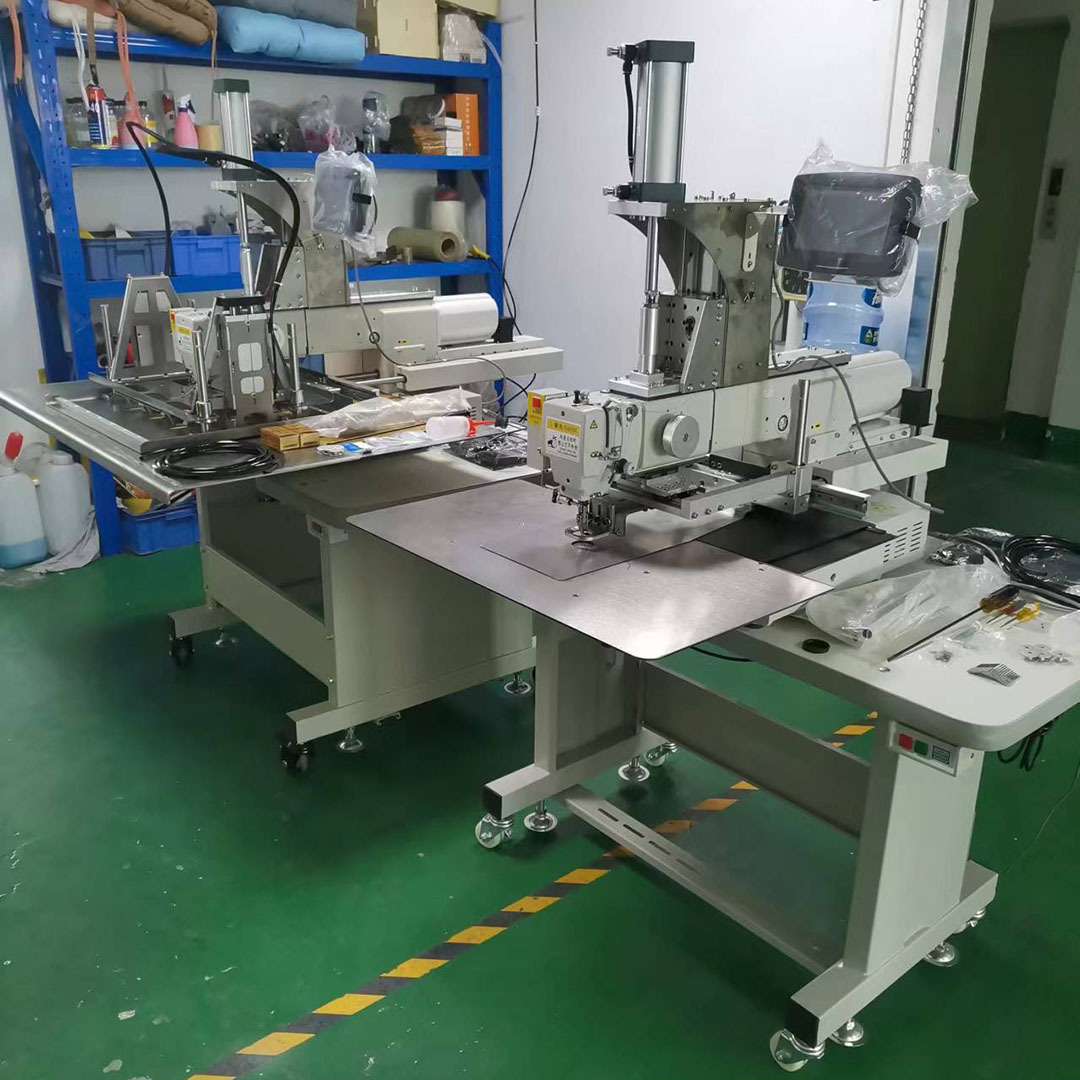 2024新款抬头电脑花样机 抱枕坐垫缝纫机 宠物睡袋花样机