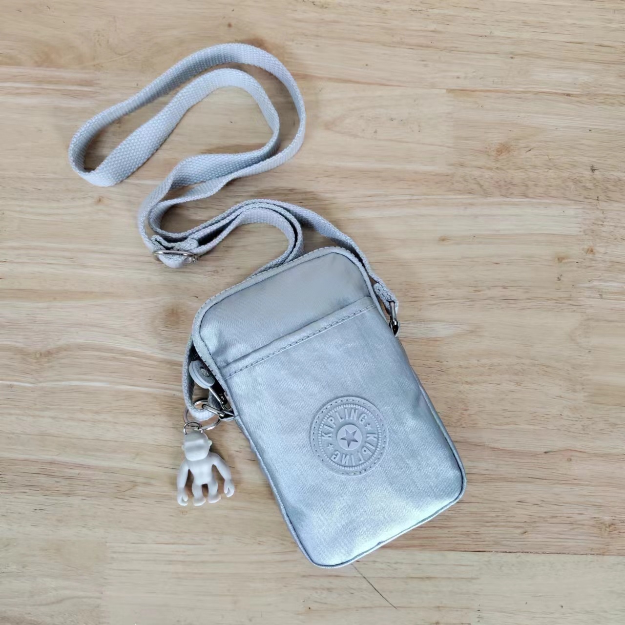Ki1079 bolso de teléfono móvil para mujer mini bolso de mensajero pequeño bolso de hombro simple y versátil fresco y portátil moda