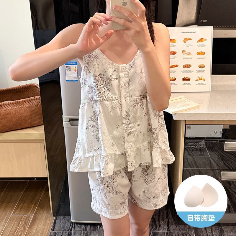 Pijamas sexys de dibujos animados al por mayor para mujer, con almohadillas en el pecho, nueva ropa de dormir de verano de algodón nube con camisola y pantalones cortos.